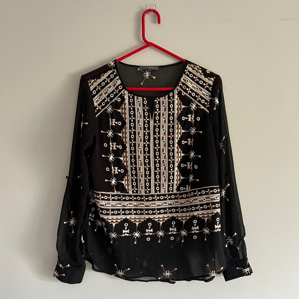 Matty M Black and White Graphic Long Sleeve Blouse